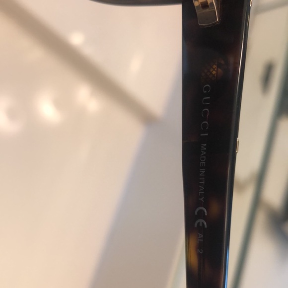 Gucci sunglasses main image 7